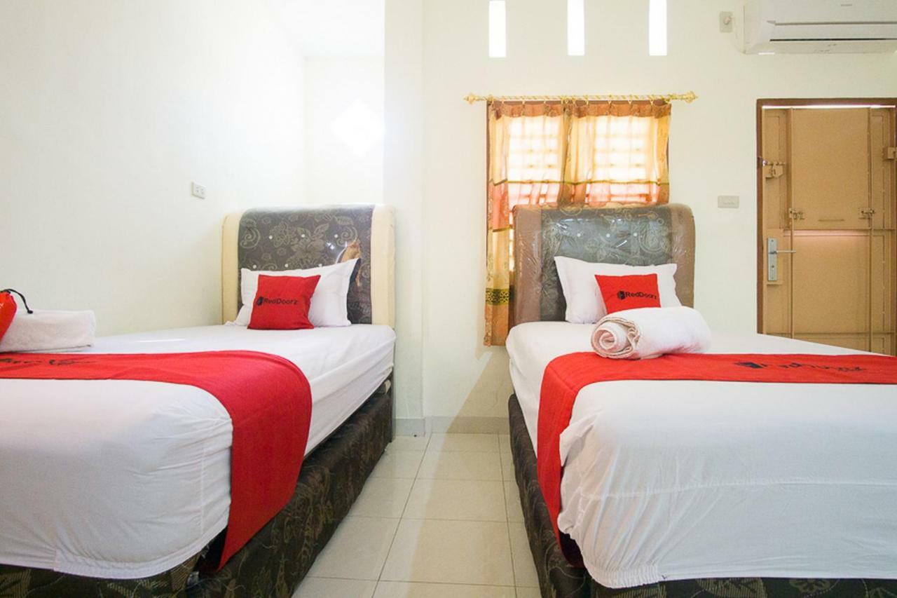 Hotel Reddoorz @ Pematangsiantar 2 Exterior foto