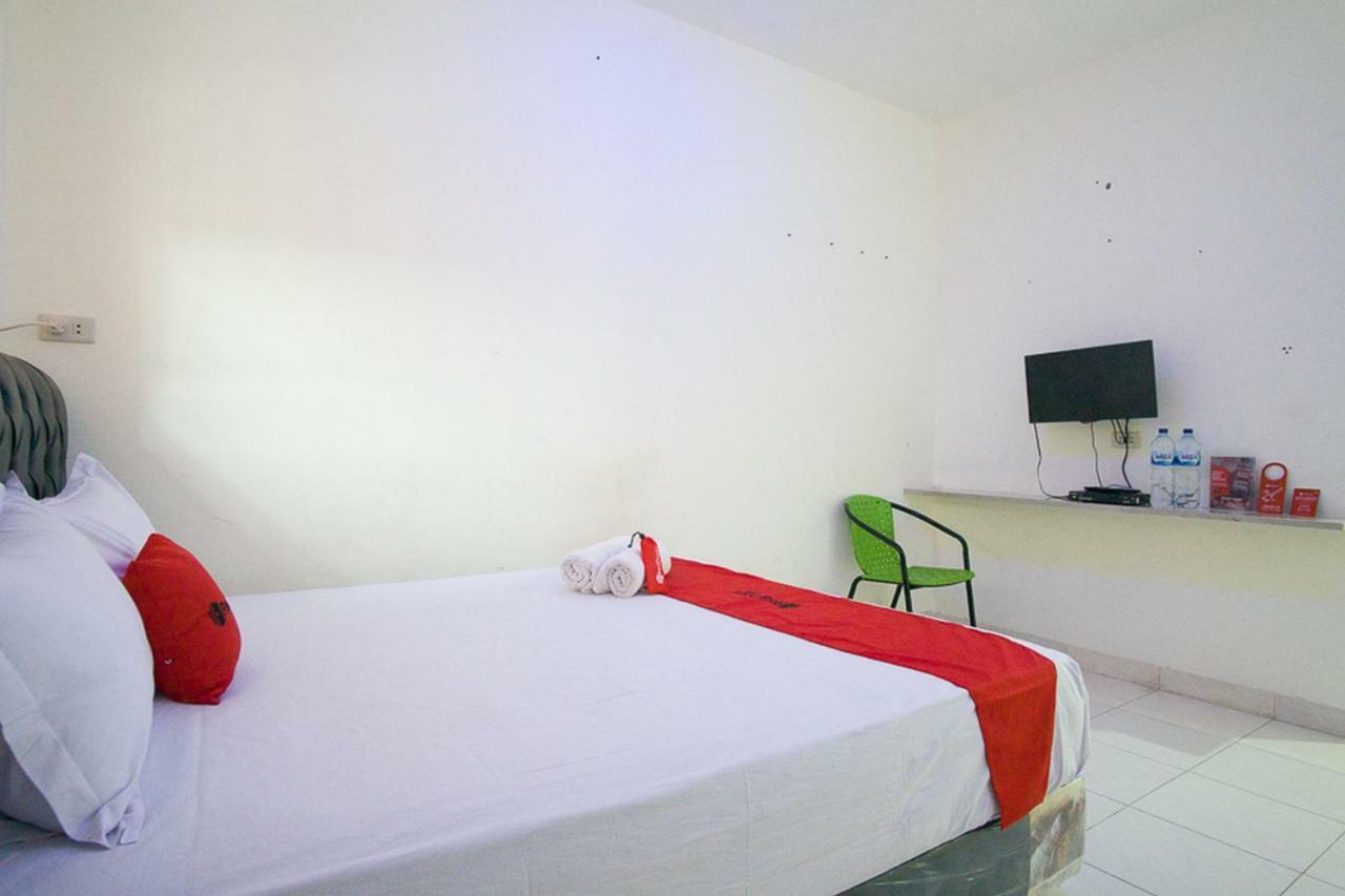Hotel Reddoorz @ Pematangsiantar 2 Exterior foto