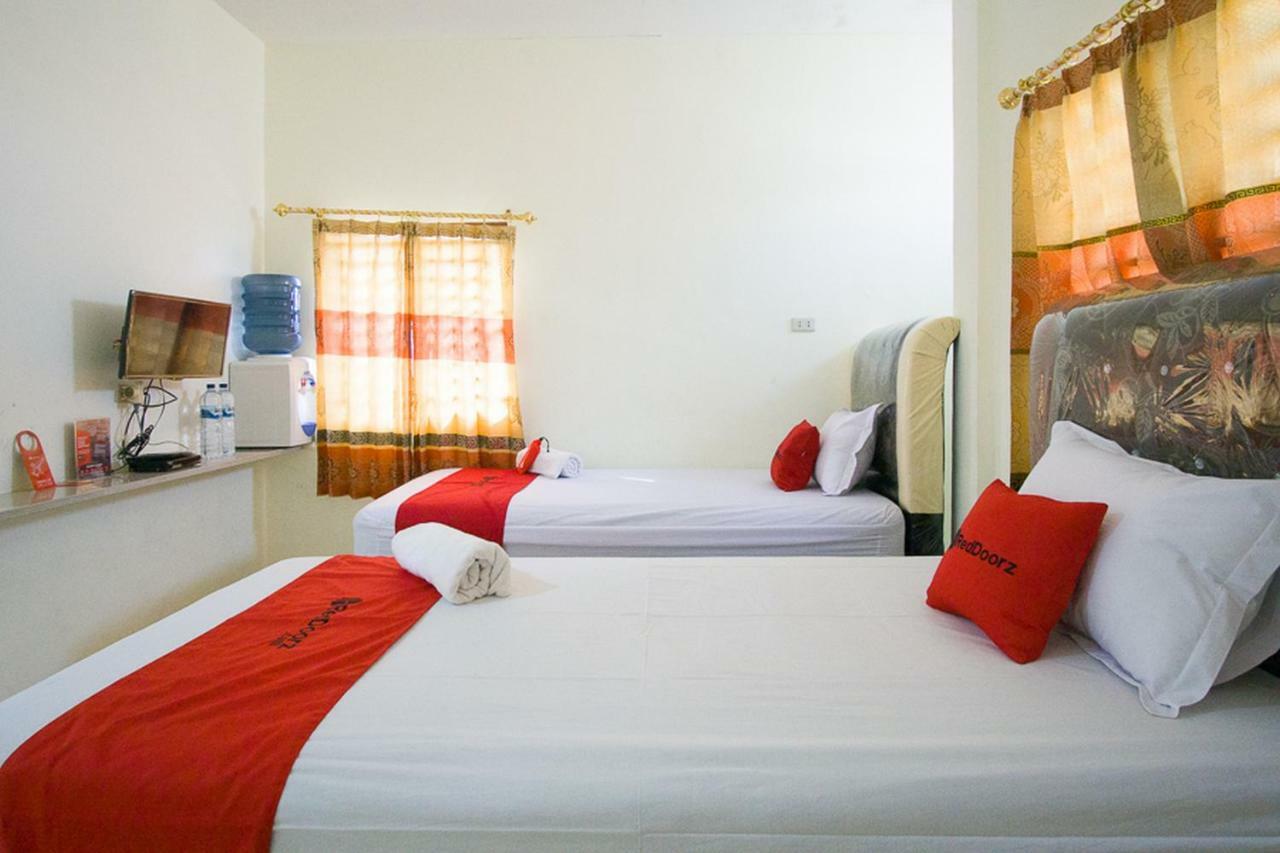 Hotel Reddoorz @ Pematangsiantar 2 Exterior foto